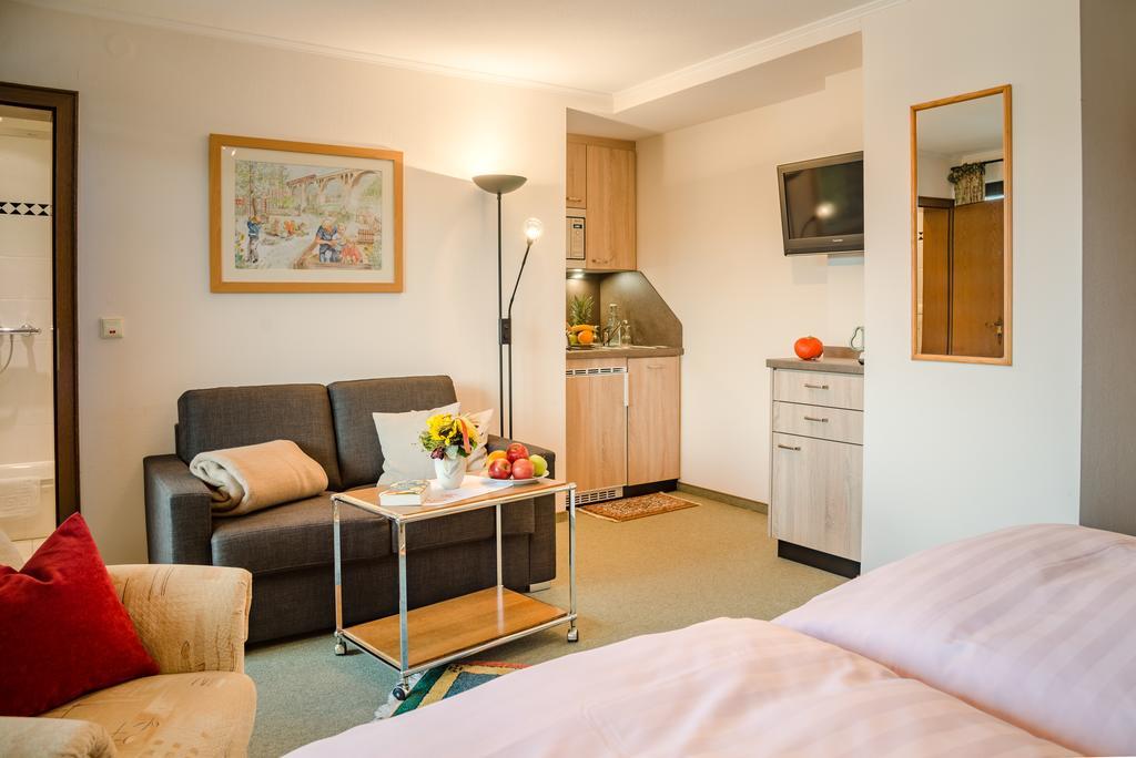 Cafe Alt Willingen Apartment ภายนอก รูปภาพ